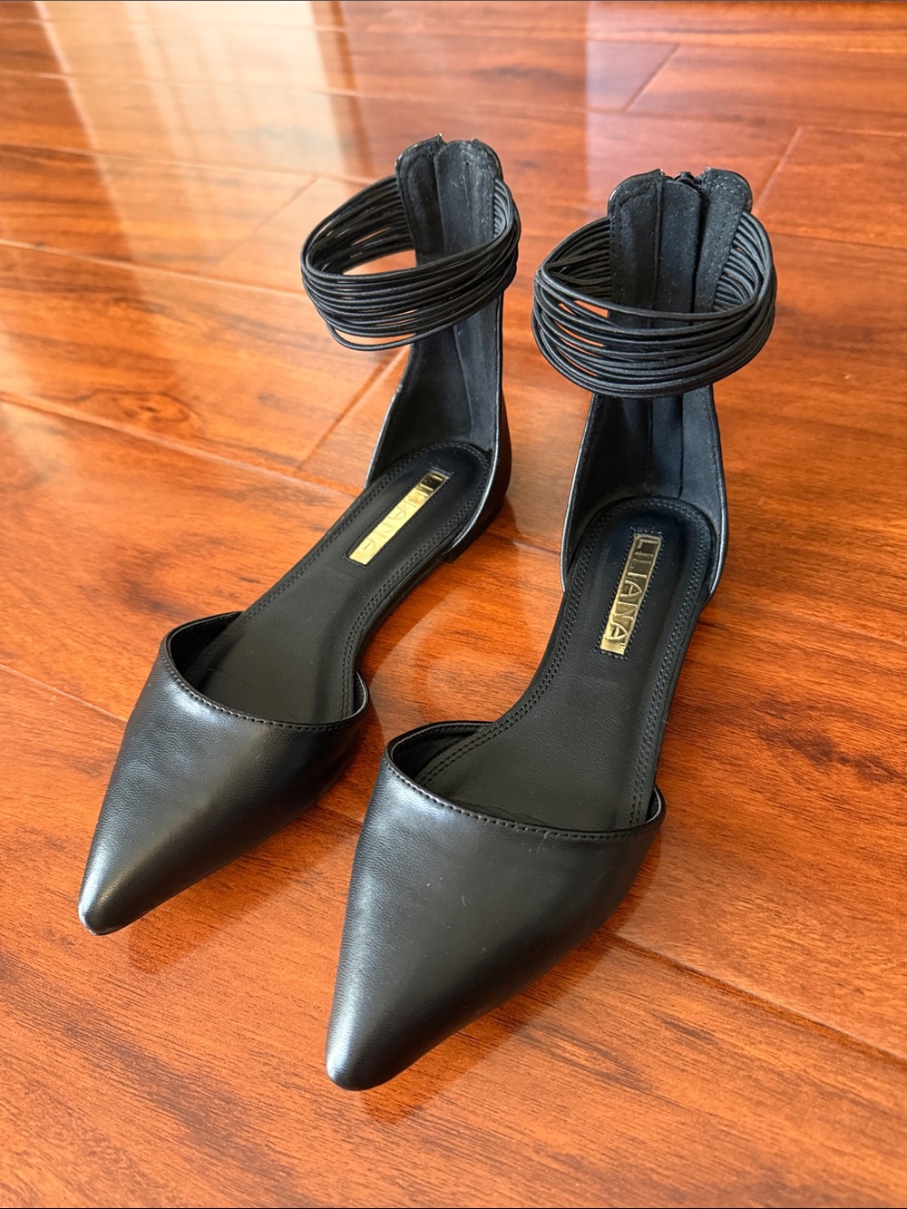 Liliana Black Pointed Ankle-Strap Flats